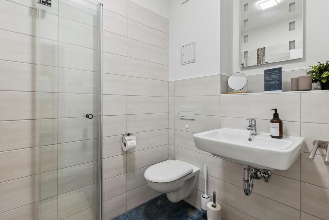 Vorstadtoase - 2 Personen - Eichwalde, Naehe Ber - Queensize-Bett, Netflix, Parken Εξωτερικό φωτογραφία