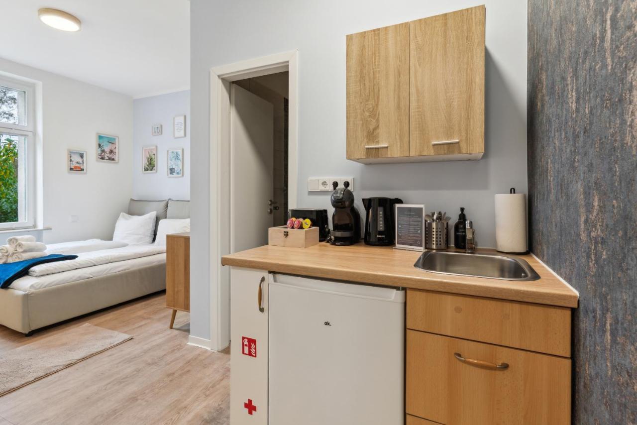 Vorstadtoase - 2 Personen - Eichwalde, Naehe Ber - Queensize-Bett, Netflix, Parken Εξωτερικό φωτογραφία